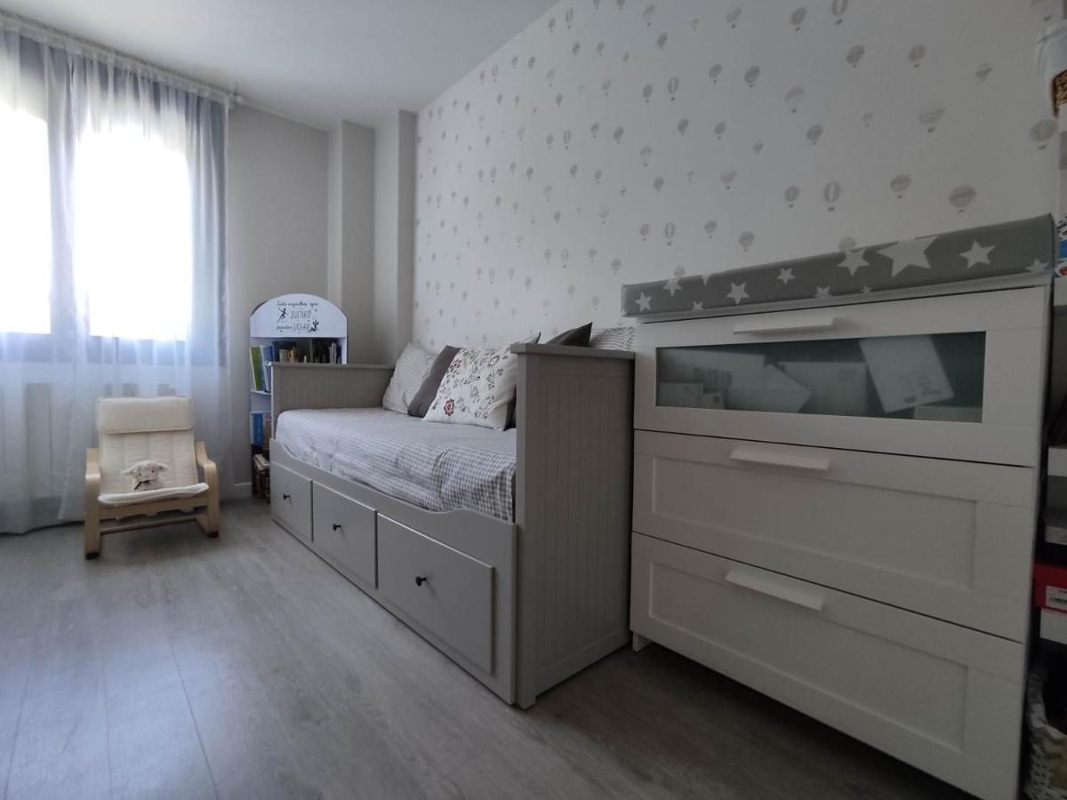 Precioso Apartamento Con Terraza, Pistas De Padel Y Piscinas Διαμέρισμα Castro Urdiales Εξωτερικό φωτογραφία