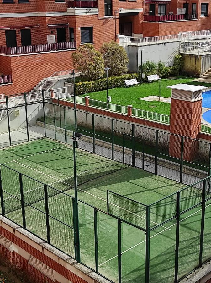Precioso Apartamento Con Terraza, Pistas De Padel Y Piscinas Διαμέρισμα Castro Urdiales Εξωτερικό φωτογραφία
