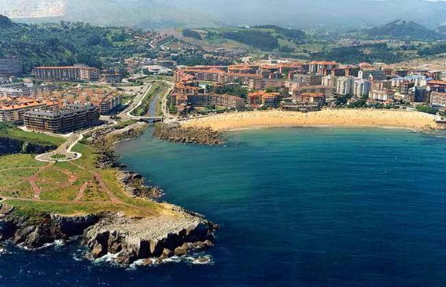 Precioso Apartamento Con Terraza, Pistas De Padel Y Piscinas Διαμέρισμα Castro Urdiales Εξωτερικό φωτογραφία